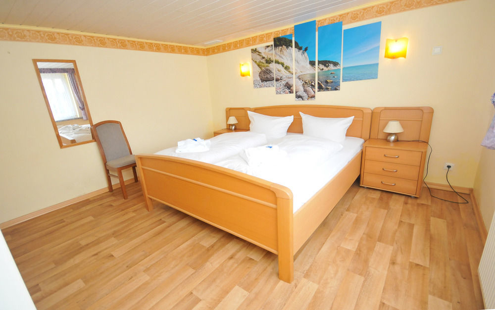 Ferienhus Baabe Fewo 01 Terrasse, Sauna- Und Schwimmbadnutzung Im Ahoi Sellin Extérieur photo