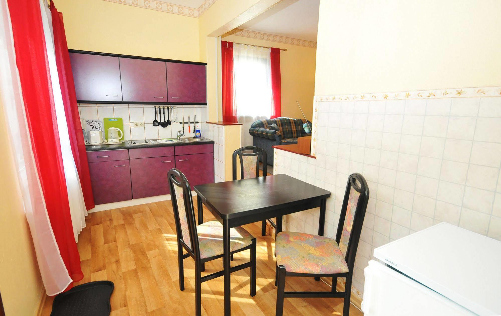 Ferienhus Baabe Fewo 01 Terrasse, Sauna- Und Schwimmbadnutzung Im Ahoi Sellin Extérieur photo