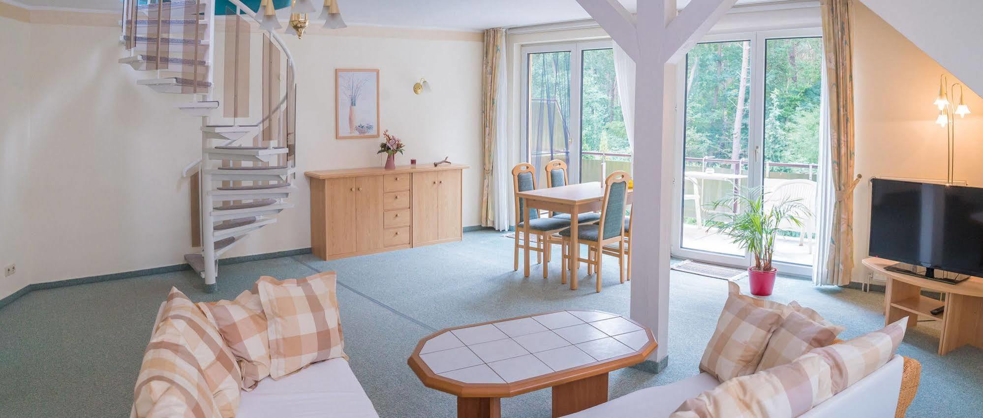 Ferienhus Baabe Fewo 01 Terrasse, Sauna- Und Schwimmbadnutzung Im Ahoi Sellin Extérieur photo