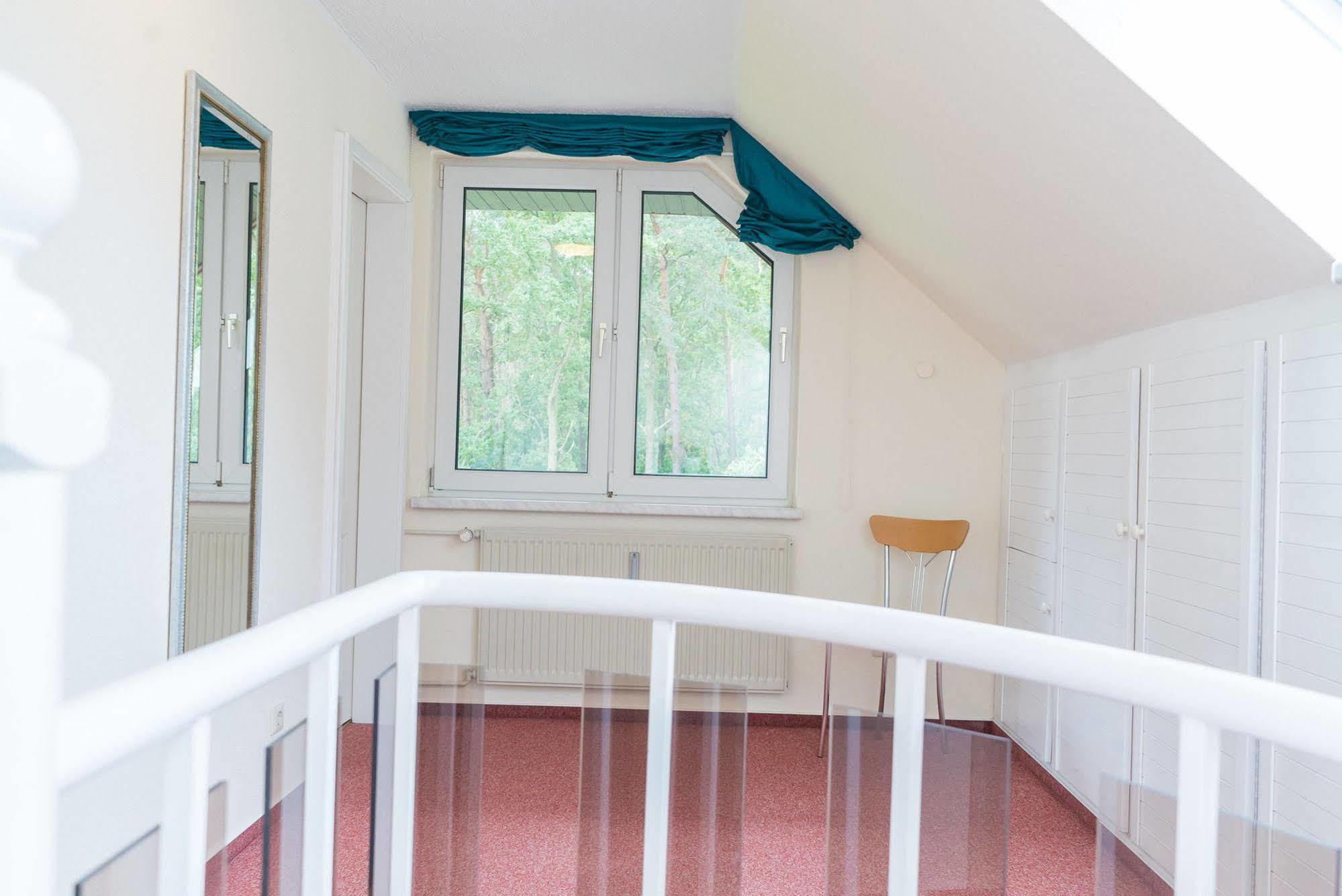 Appartement Ferienhus Baabe Fewo 01 Terrasse, Sauna- Und Schwimmbadnutzung Im Ahoi Sellin Extérieur photo