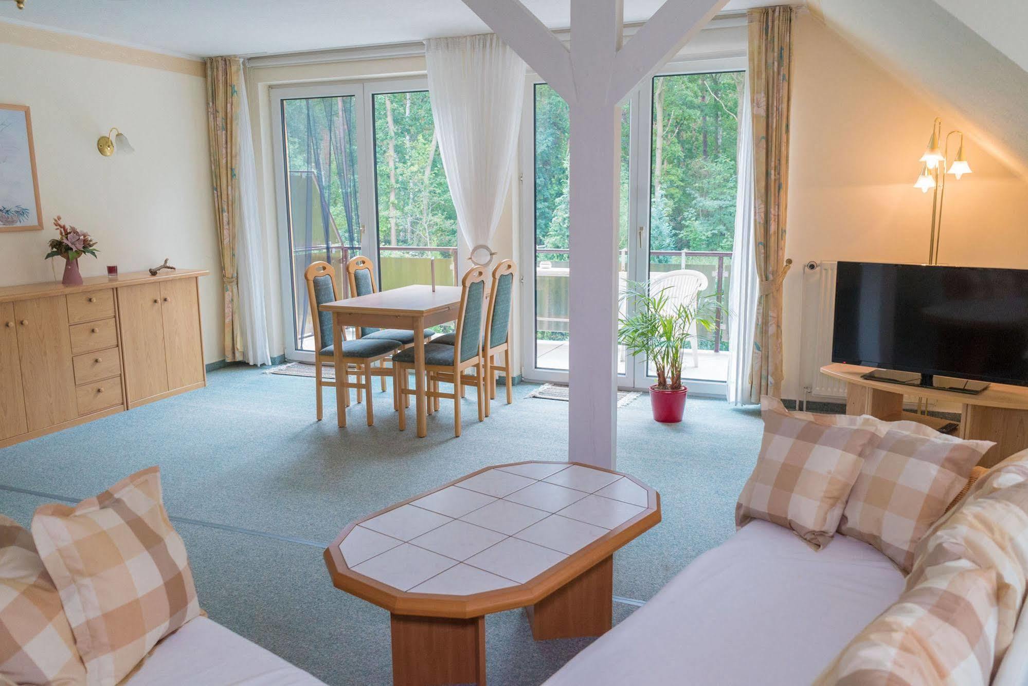 Ferienhus Baabe Fewo 01 Terrasse, Sauna- Und Schwimmbadnutzung Im Ahoi Sellin Extérieur photo
